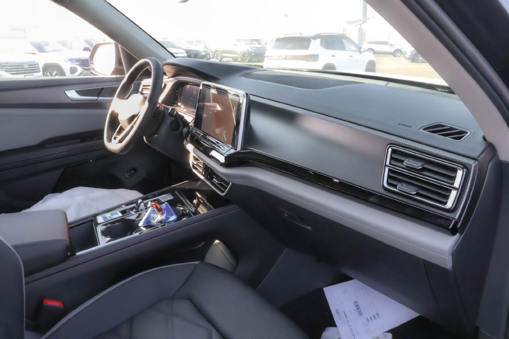 New 2026 Volkswagen Atlas Peak Edition AWD/4WD image 39
