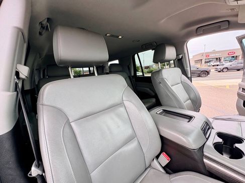 Used 2018 Chevrolet Tahoe LT AWD/4WD image 39