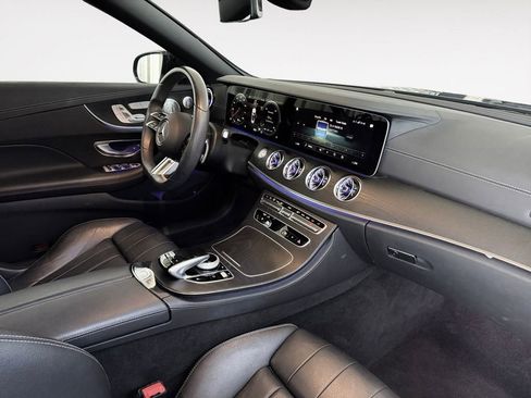 Used 2022 Mercedes-Benz E 450 Cabriolet image 9