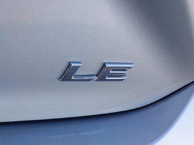 Used 2025 Toyota Camry LE FWD image 41