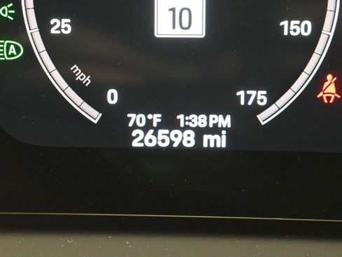 Certified 2024 Porsche Cayenne Coupe AWD/4WD image 20