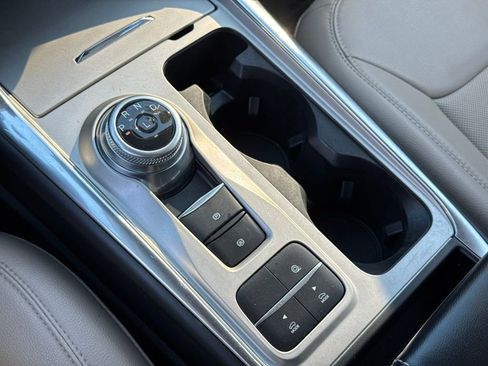 Used 2023 Ford Explorer Limited w/ Equipment Group 301A image 36