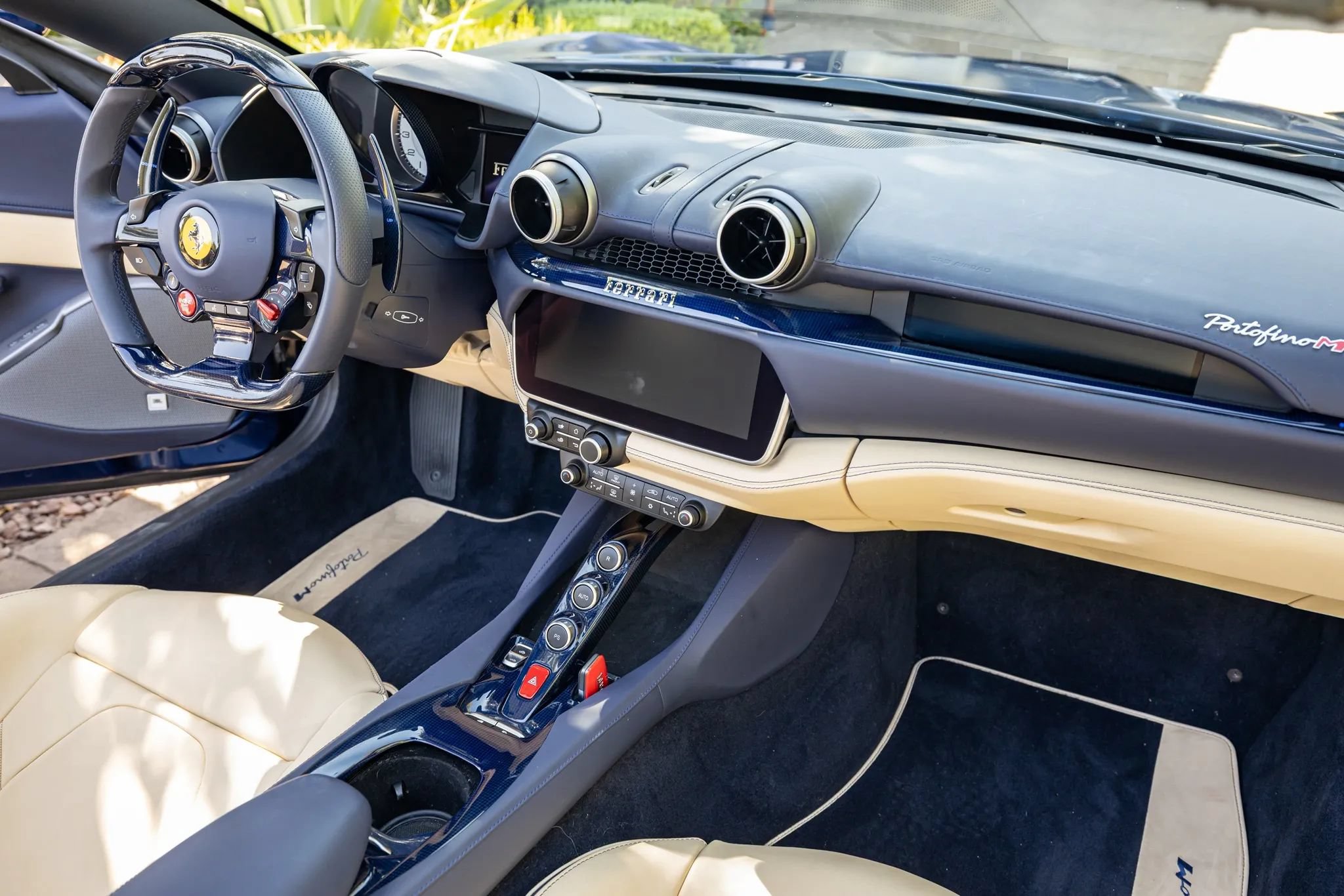 Used 2023 Ferrari Portofino M RWD image 36