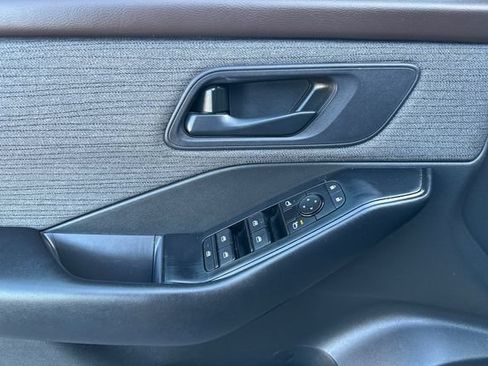Certified 2023 Nissan Rogue S AWD/4WD image 11