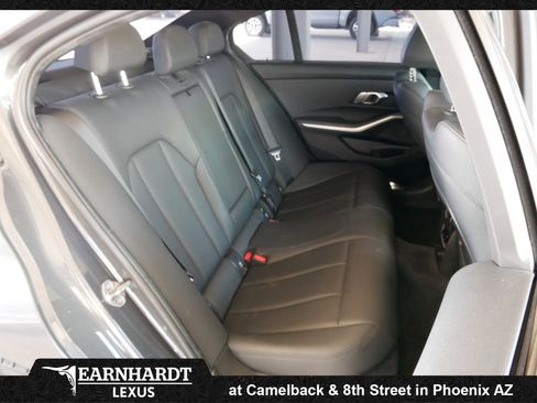 Used 2019 BMW 330i Sedan w/ M Sport Package image 3