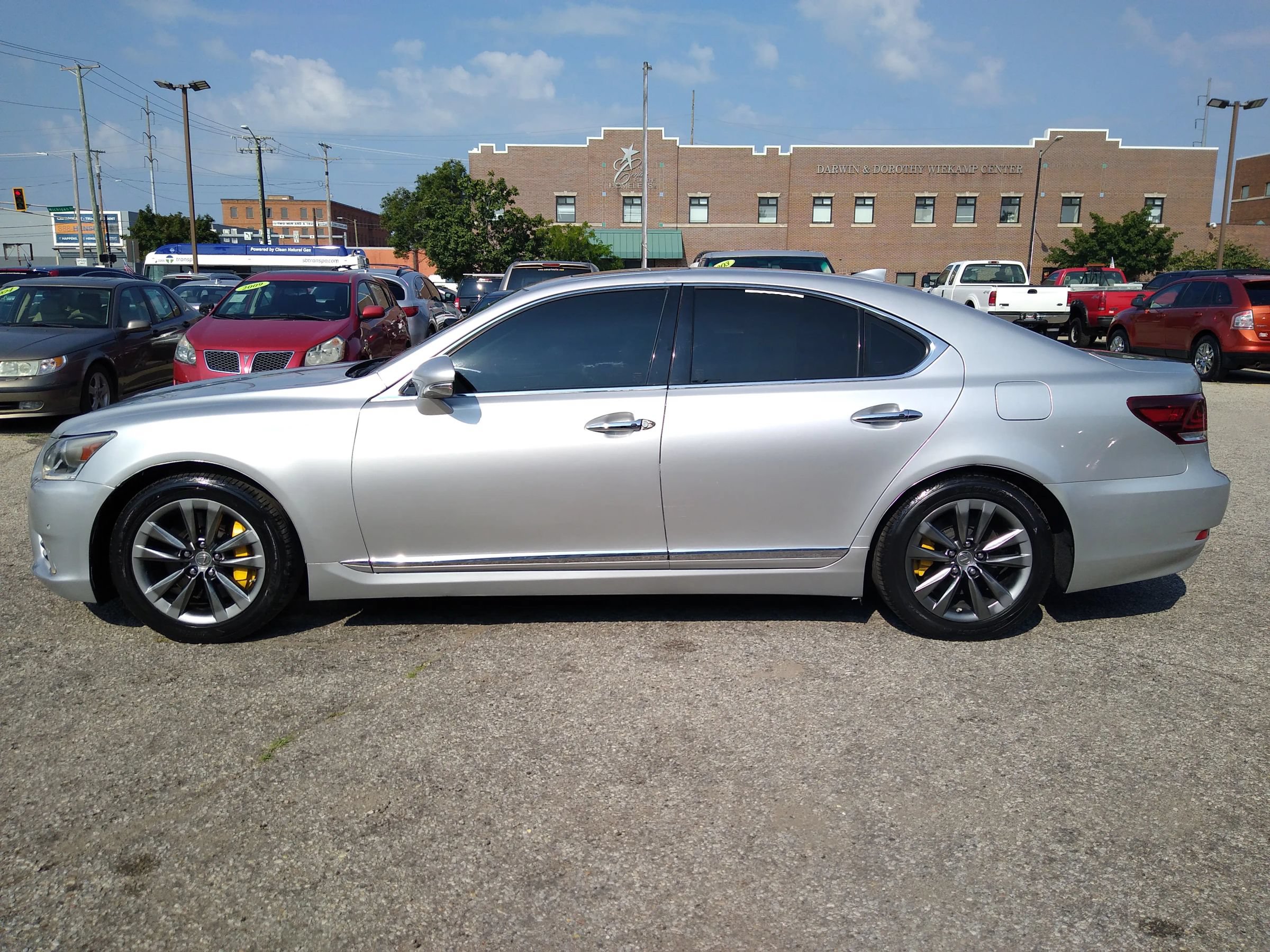Used 2014 Lexus LS 460 AWD w/ Comfort Package image 5