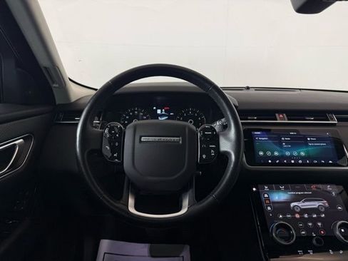 Used 2019 Land Rover Range Rover Velar S image 21