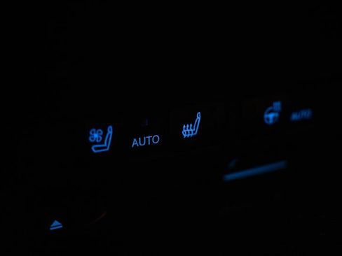 Used 2022 Lexus ES 250 w/ Premium Package AWD/4WD image 22