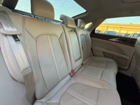 Used 2018 Lincoln MKZ Reserve w/ Technology Package image 18