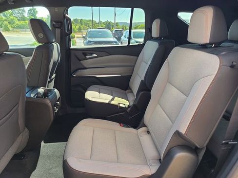 New 2026 Chevrolet Traverse LT w/ Driver Confidence Package image 15