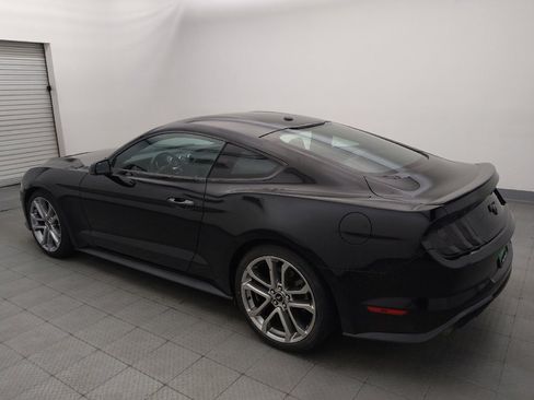 Used 2019 Ford Mustang Coupe w/ Black Accent Package RWD image 3
