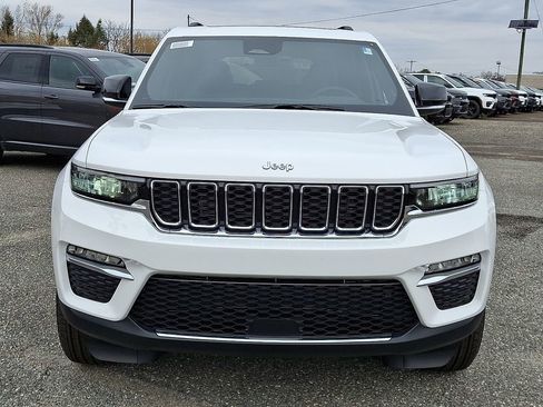 New 2025 Jeep Grand Cherokee Limited image 2