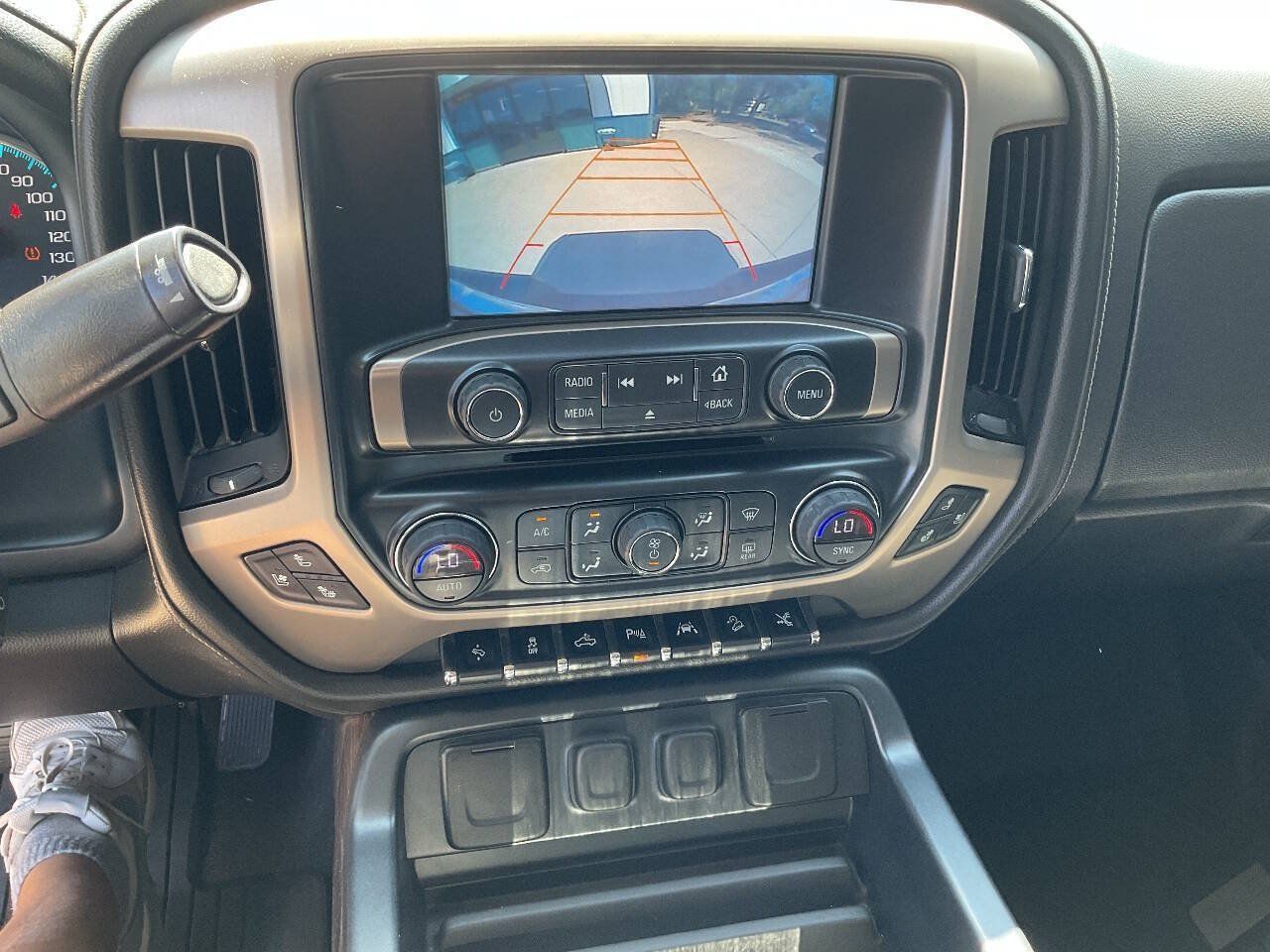 Used 2017 GMC Sierra 1500 Denali w/ Denali Ultimate Package AWD/4WD image 18