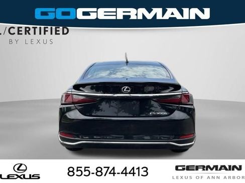 Used 2025 Lexus ES 300h Ultra Luxury FWD image 7