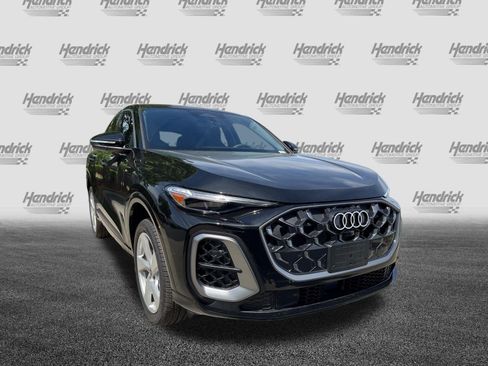 Used 2026 Audi Q5 Premium Plus AWD/4WD image 2