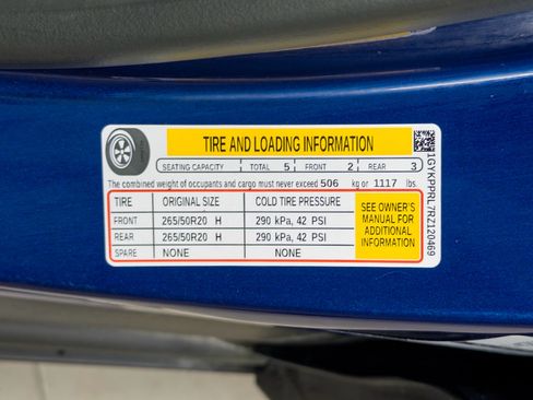 Used 2024 Cadillac Lyriq Luxury w/ LPO, Floor Liner Package AWD/4WD image 26