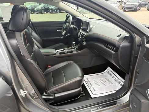 Used 2023 Nissan Sentra SR w/ SR Premium Package FWD image 20