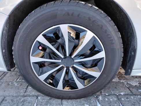 Used 2015 Volkswagen Jetta S image 9