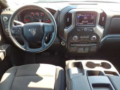 Used 2026 Chevrolet Silverado 2500 Custom w/ Custom Value Package AWD/4WD image 18