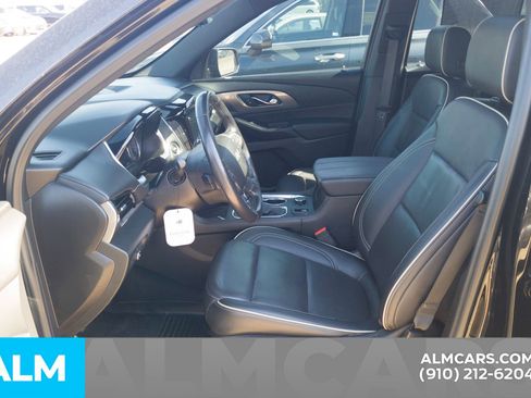 Used 2022 Chevrolet Traverse Premier w/ Redline Edition image 7