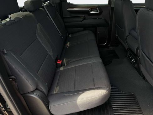 Used 2024 Chevrolet Silverado 1500 LT AWD/4WD image 36
