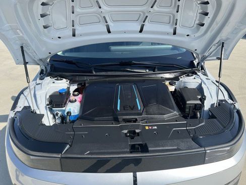 Used 2024 Hyundai Ioniq 5 SEL image 30