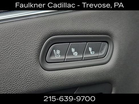 Used 2024 Cadillac Escalade ESV Premium Luxury AWD/4WD image 27