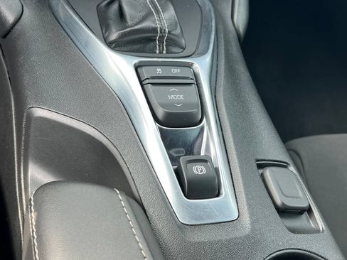 Used 2023 Chevrolet Camaro LT RWD image 28