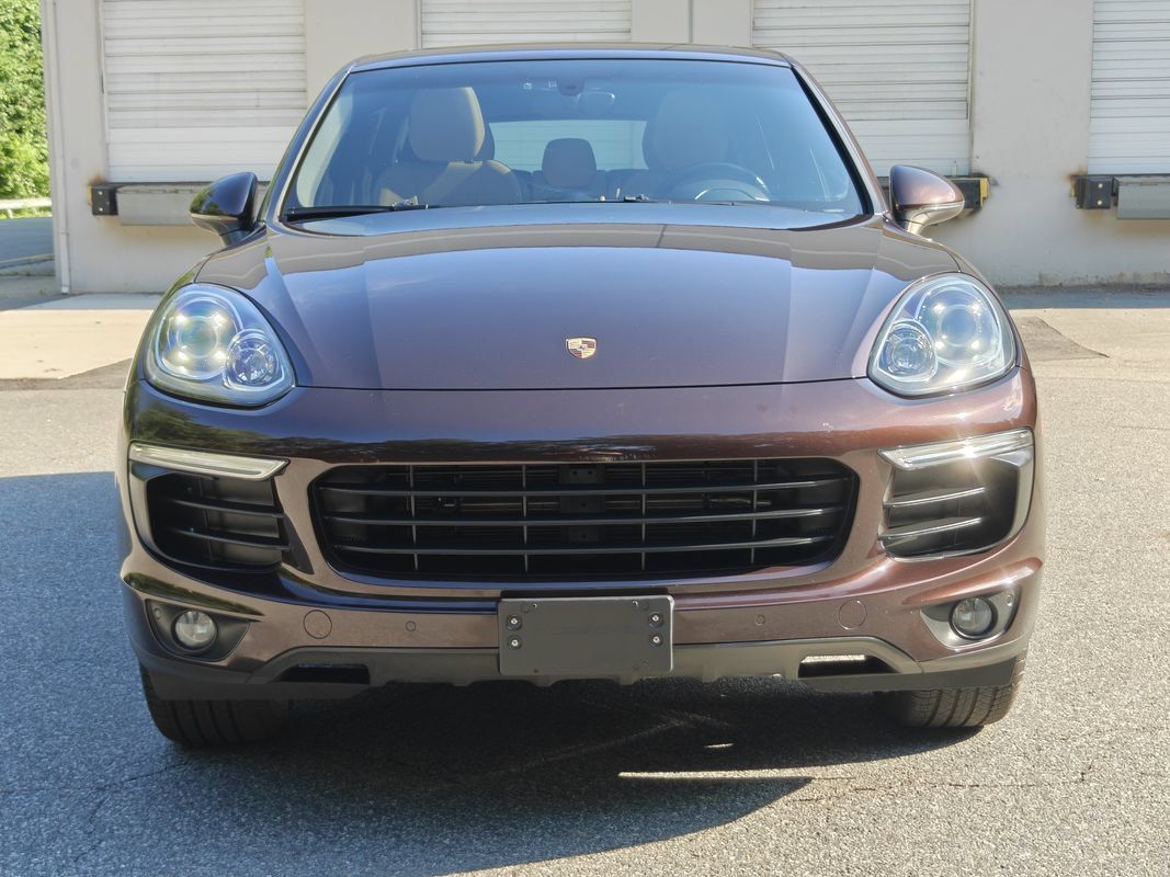 Used 2016 Porsche Cayenne AWD/4WD image 8
