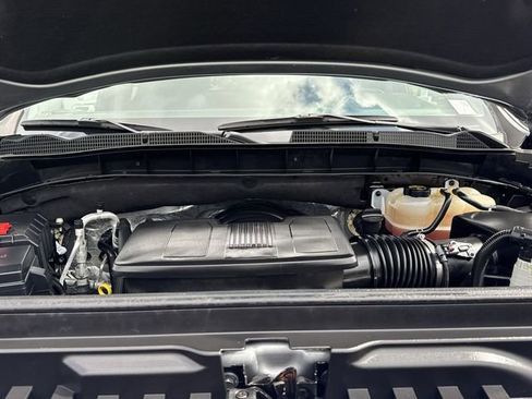 Used 2025 GMC Sierra 1500 SLT image 22