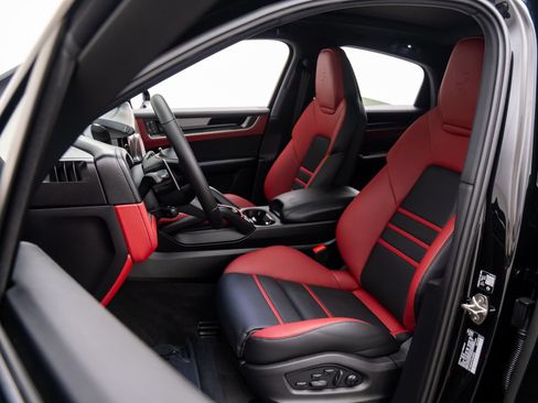 New 2026 Porsche Cayenne S AWD/4WD image 5