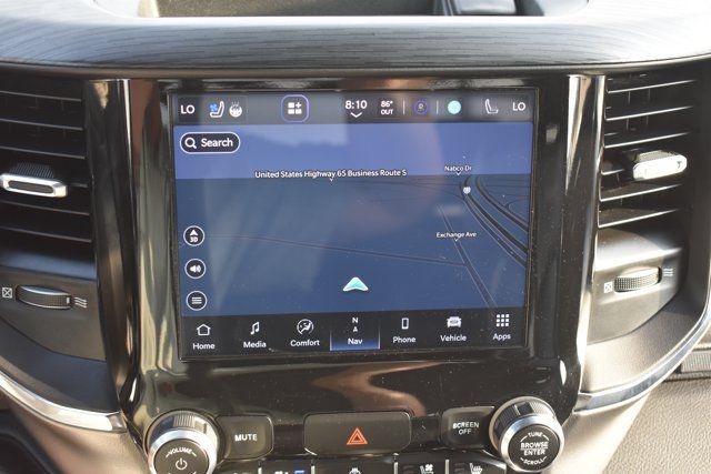 Used 2024 RAM 1500 Laramie RWD image 24