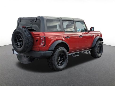 Certified 2023 Ford Bronco Wildtrak image 3