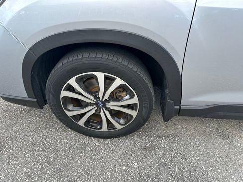 Used 2020 Subaru Forester Limited w/ Popular Package #3 image 11