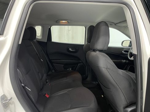 Used 2019 Jeep Compass Sport AWD/4WD image 29