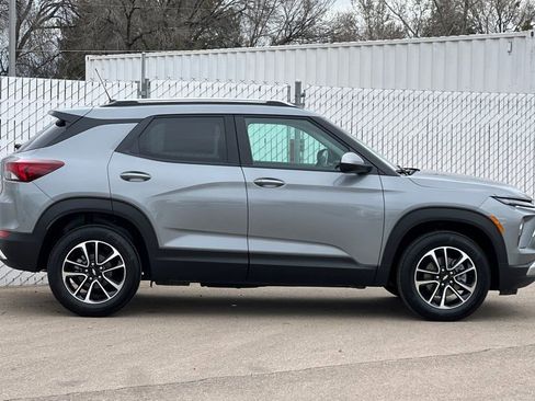 New 2026 Chevrolet TrailBlazer LT w/ Convenience Package image 3