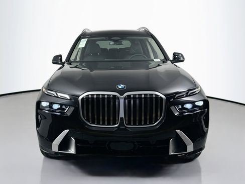 Certified 2026 BMW X7 xDrive40i w/ Climate Comfort Package image 2