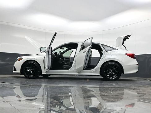 Used 2024 Honda Civic Sport image 38