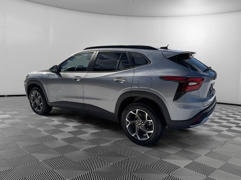 New 2026 Chevrolet Trax LT w/ Driver Confidence Package image 5