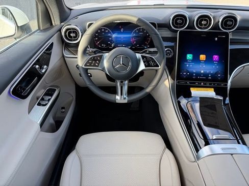 New 2026 Mercedes-Benz GLC 300 4MATIC image 12