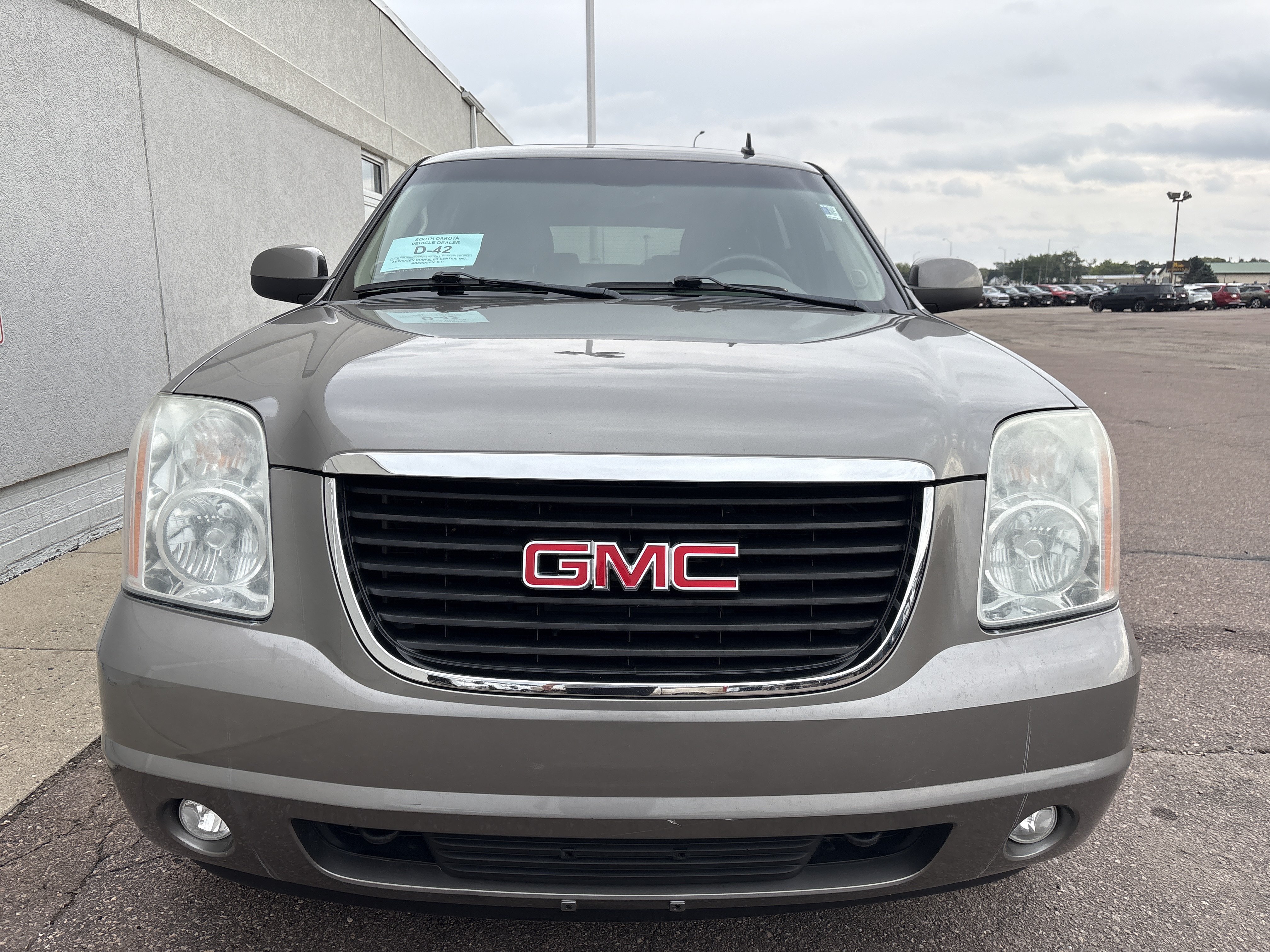 Used 2012 GMC Yukon SLT AWD/4WD image 3