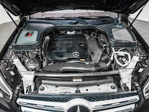 Certified 2022 Mercedes-Benz GLC 300 image 4