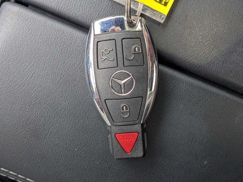 Used 2019 Mercedes-Benz GLC 43 AMG 4MATIC image 46