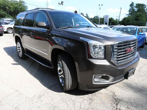 Used 2019 GMC Yukon SLT w/ Premium Edition AWD/4WD image 4