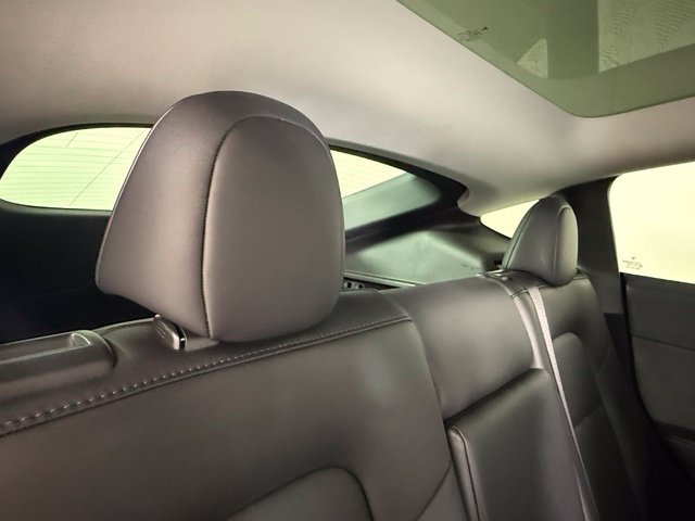 Used 2024 Tesla Model Y Long Range RWD image 28