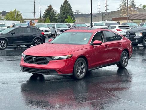 Used 2023 Honda Accord EX image 8