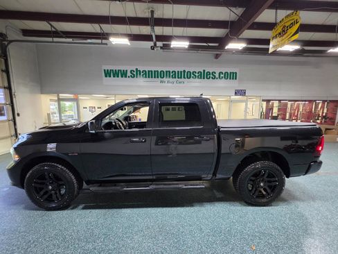 Used 2016 RAM 1500 Sport w/ Black Ram 1500 Sport Group AWD/4WD image 11