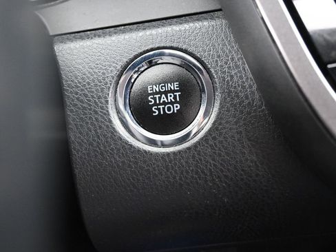 Used 2021 Toyota Camry XSE image 27