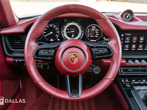 Used 2022 Porsche 911 Targa 4 GTS image 30