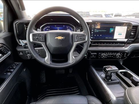 Used 2024 Chevrolet Silverado 1500 LTZ w/ LTZ Premium Texas Edition AWD/4WD image 8